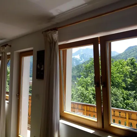Immaculate 2-Bed Apartment In Ratece Planica