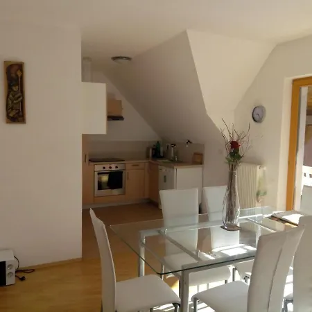 Immaculate 2-Bed Apartment In Ratece Planica Апартаменты